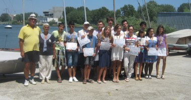 Stire din Sport : Constănțenii, imbatabili pe lacul Siutghiol
