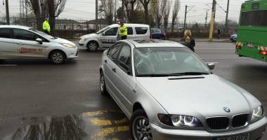 GALERIE FOTO și VIDEO / ACCIDENT RUTIER pe bulevardul Brătianu. Minor lovit pe trecerea de pietoni - 8