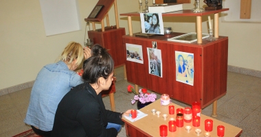 LACRIMI ȘI DURERE PENTRU ELEVA DE LA COLEGIUL PEDAGOGIC - 4