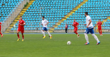 Galerie FOTO. FC Farul a remizat cu Unirea Tărlungeni - 2