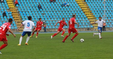 Galerie FOTO. FC Farul a remizat cu Unirea Tărlungeni - 3
