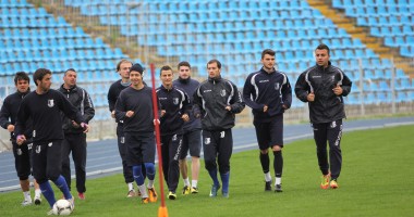 Fotbal / Vezi imagini de la antrenamentul de azi al echipei FC Farul (GALERIE FOTO) - 5