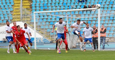 Stire din Sport : Galerie FOTO. FC Farul a remizat cu Unirea Tărlungeni