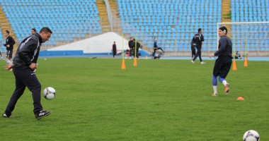 Fotbal / Vezi imagini de la antrenamentul de azi al echipei FC Farul (GALERIE FOTO) - 11