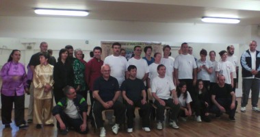 Stire din Sport : Kung-Fu / Luptătorii de la CS "Marea Neagră" au încheiat stagiul de la Cluj cu maestrul chinez Yang