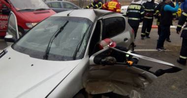 GALERIE FOTO ȘI VIDEO. GRAV ACCIDENT RUTIER ÎN ZONA CAMPUS DIN CONSTANȚA. MAI MULTE VICTIME - 2