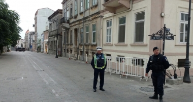 Galerie foto / IOHANNIS DESCHIDE ANUL UNIVERSITAR, LA CONSTANȚA. TRAFICUL ÎN ORAȘ, PARALIZAT - 6