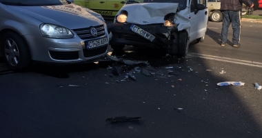 Galerie foto / ACCIDENT RUTIER LA CONSTANȚA, pe bulevardul Lăpușneanu - 1