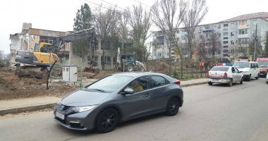 MISTER PE ȘANTIERUL DIN ZONA INTIM! ISU Dobrogea, SMURD și Poliția, la fața locului - 4