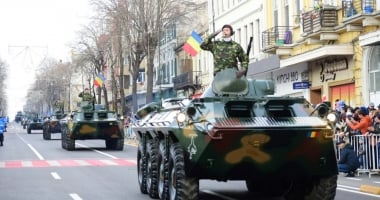 GALERIE FOTO / CONSTANȚA CELEBREAZĂ ZIUA NAȚIONALĂ A ROMÂNIEI! MII DE OAMENI SUNT PREZENȚI LA EVENIMENT - 3