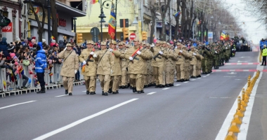 GALERIE FOTO / CONSTANȚA CELEBREAZĂ ZIUA NAȚIONALĂ A ROMÂNIEI! MII DE OAMENI SUNT PREZENȚI LA EVENIMENT - 17