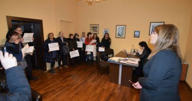PROTEST SPONTAN ÎN FAȚA ISJ CONSTANȚA. Profesori, la limita disperării - 3