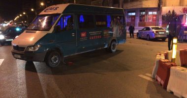 Galerie foto / ACCIDENT RUTIER LA CONSTANȚA, după ce un microbuz nu a acordat prioritate - 3