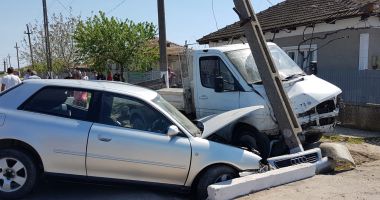 GALERIE FOTO / GRAV ACCIDENT RUTIER LA CONSTANȚA! DESCARCERAREA, LA FAȚA LOCULUI - 3