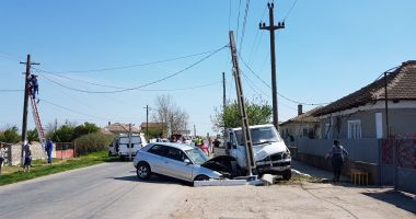 GALERIE FOTO / GRAV ACCIDENT RUTIER LA CONSTANȚA! DESCARCERAREA, LA FAȚA LOCULUI - 2