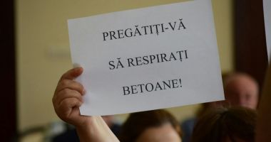 GALERIE FOTO / "PREGĂTIȚI-VĂ SĂ RESPIRAȚI BETOANE!" Protest de amploare la Constanța! - 5