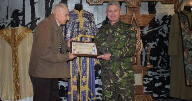 Galerie foto. Veteranul atlet Traian Petcu a donat o troiță Muzeului Militar Național "Regele Ferdinand l" - 4