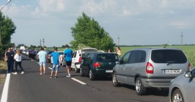 A ÎNCEPUT HAOSUL PE STRĂZI! ȘOFERI, ATENȚIE! SUNT COZI KILOMETRICE - 1