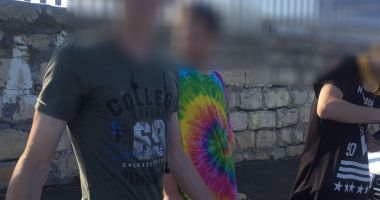 Tineri din Constanța, amendați după ce au fost prinși desenând graffiti - 4