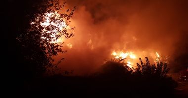 Galerie foto. ALERTĂ LA POMPIERI! Incendiu violent la Cernavodă! - 1