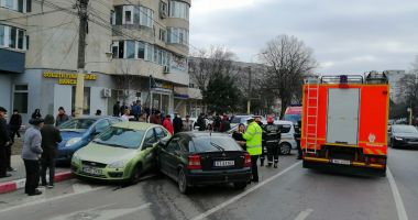 Galerie foto. Accident rutier la Constanța, din cauza neacordării de prioritate - 4