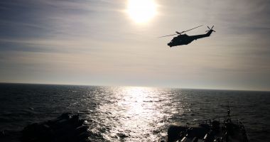 GALERIE FOTO / Misiune de căutare pe Marea Neagră. A intervenit și elicopterul Puma Naval - 2