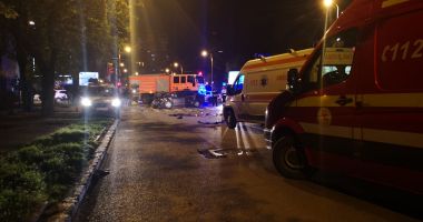 Galerie foto. Accident rutier la Constanța! Sunt scurgeri de combustibil - 2