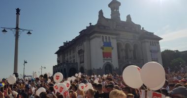 LIVE TEXT/ Simona Halep, printre constănțeni, cu trofeul de la Wimbledon. "Sunt foarte emoționată să văd atâta lume" - 12