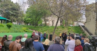 UPDATE. Artiştii constănţeni renunţă la protest: "Suntem o categorie socială defavorizată". Ce se întâmplă cu proiectul care a stârnit revoltă - 2