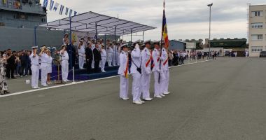 Galerie FOTO. MOMENTE PLINE DE EMOŢIE, în portul militar Constanța. Elevii Colegiului Militar "Alexandru Ioan Cuza", festivitate de absolvire - 7
