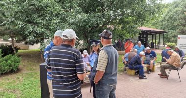 Stire din Eveniment : HOŢII ACŢIONEAZĂ ÎN CELE MAI INGENIOASE MODURI! Sfaturi de la poliţiştii din Constanţa, ca să nu devenim victime