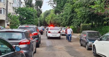 Alertă la Constanța! Colet suspect într-un bloc din Poarta 6! - 2