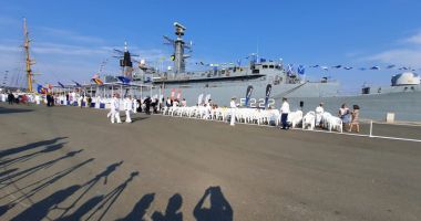 FOTOREPORTAJ. ZIUA MARINEI LA CONSTANŢA. Desfășurare de forţe, acum, la marea festivitate - 3