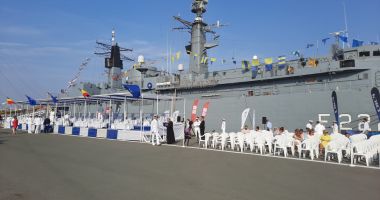 FOTOREPORTAJ. ZIUA MARINEI LA CONSTANŢA. Desfășurare de forţe, acum, la marea festivitate - 5