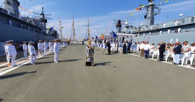 FOTOREPORTAJ. ZIUA MARINEI LA CONSTANŢA. Desfășurare de forţe, acum, la marea festivitate - 29