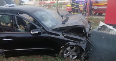 FOTO-VIDEO. TRAGEDIE ÎN MUNICIPIUL CONSTANŢA! Un tânăr a murit şi alte şase persoane, din aceeaşi maşină, duse la spital! - 3