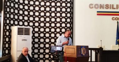 LIVETEXT. NOI MONUMENTE AMPLASATE LA CONSTANŢA / "Personalitățile propuse s-au evidențiat prin importante contribuții la istoria orașului" - 2