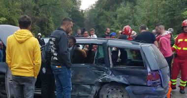 Galerie FOTO. Tragedie rutieră la Constanța! Nouă persoane rănite, inclusiv copii, și una DECEDATĂ - 4