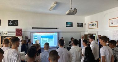 Eveniment important la Liceul Tehnologic Tomis Constanța! Viitorul elevilor, pe mâini bune - 3