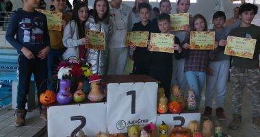 Micii înotători constănţeni, declaraţi învingători la Festivalul Dovleacului de la Palatul Copiilor - 5