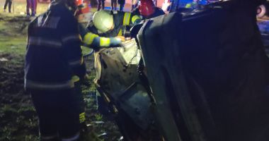 FOTO. Trei maşini implicate într-un accident rutier, la ieşire din Ovidiu! - 2