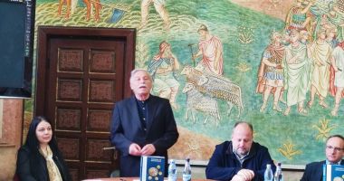 Lansare volum omagial, la Constanţa/ "Să sperăm că nu vom fi ultima generaţie care îşi omagiază înaintaşii" - 3