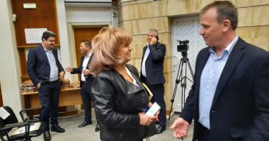LIVETEXT. Membrii ACoR, reuniţi la Constanţa. "Această întâlnire este o premieră!" VIDEO - 4