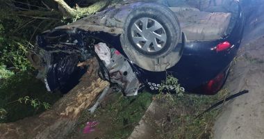 Atenție, imagini cu impact emoțional!  Tragedie rutieră la miezul nopții, la Constanța! Un mort și doi răniți - 4