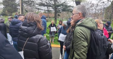 FOTO - VIDEO / Protest în faţa Primăriei Constanţa! "Sunt lucruri care te nemulțumesc în orașul nostru?" - 6