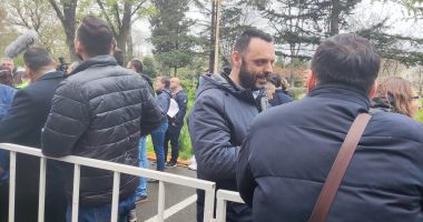 FOTO - VIDEO / Protest în faţa Primăriei Constanţa! "Sunt lucruri care te nemulțumesc în orașul nostru?" - 7