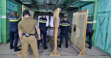 Stire din Eveniment : Poliția Română. Zeci de agenți de poliție debutanți, stagiu intens de perfecționare! FOTO
