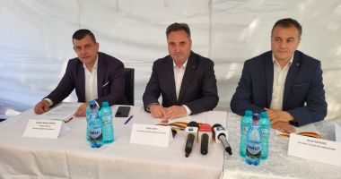 Stire din Politică-Administrație : "Drumuri Județene SA". De azi, constănţenilor li se promit drumuri modernizate şi siguranţă rutieră. "Nu vom fi toleranţi"
