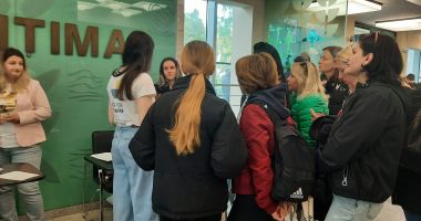 FOTO. Bursa locurilor de muncă, la Constanţa! Zeci de angajatori, peste 1000 de oferte de lucru, inclusiv pentru cei din Ucraina! - 2
