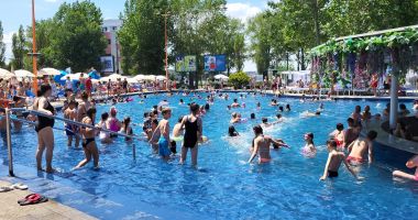FOTO. Ministrul Economiei, prezent la Constanța: Am venit să vad care sunt problemele pe litoral, astfel încât să găsim soluții - 4